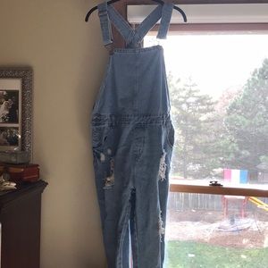 Jean distressed overalls
